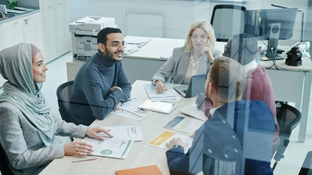Business team discussing an OEM, ODM or private-label project