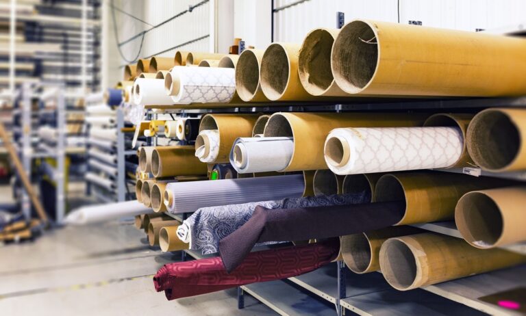 How to Choose Woven Fabric for Womenswear: A Buyer’s Guide